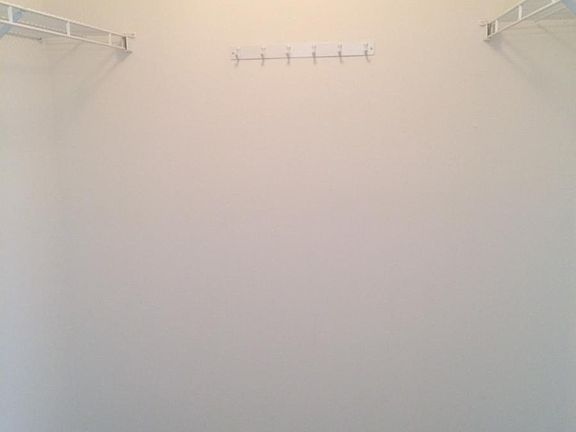 5th image of 2472 Heather Glen Ct APT 3