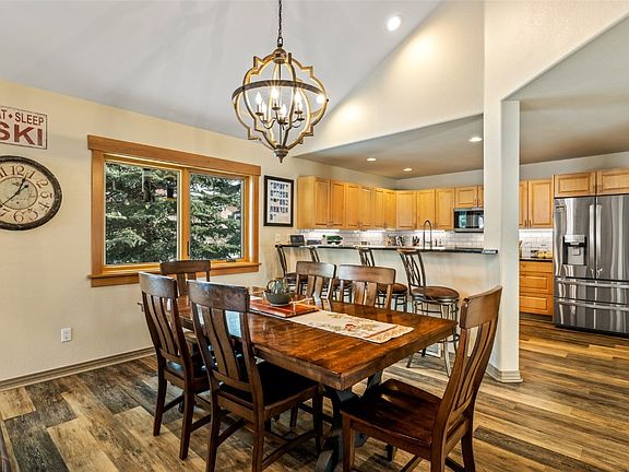 4th image of 1505 Cascades Drive UNIT 4