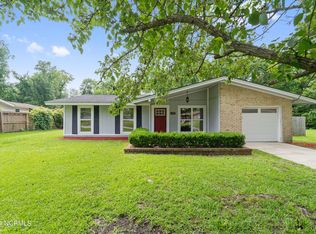 128 Tanglewood Dr, Jacksonville, NC 28540