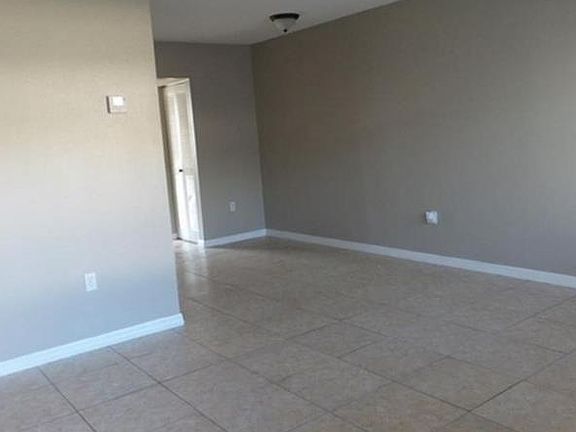 5th image of 379 47th Ave N APT 104