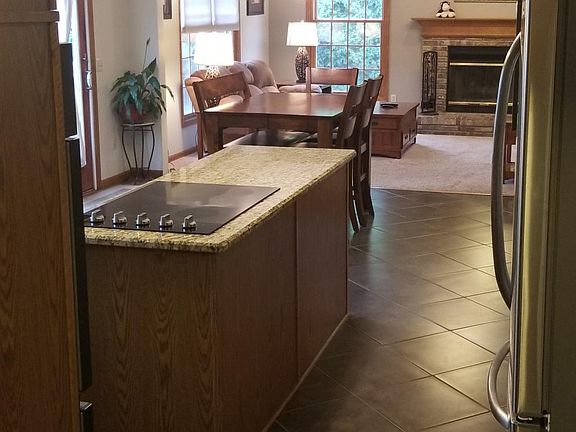 3rd image of 26955 Cranden Dr