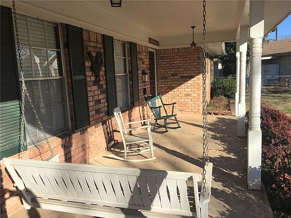 3rd image of 496 S Cherry Ln