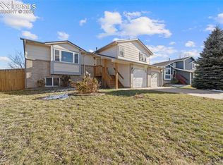 1345 Marsh Hawk Dr, Colorado Springs, CO 80911