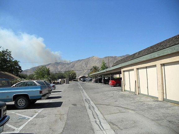 5th image of 882 E Main St #2