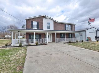 302 Carlisle Ave, Melbourne, KY 41059