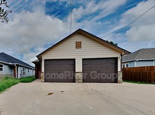 615 E Carter St, Sherman, TX 75090