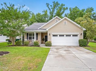 16 Cedar Creek Cir, Beaufort, SC 29906