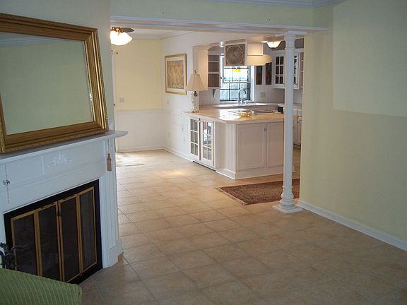5th image of 54 Huxley Way