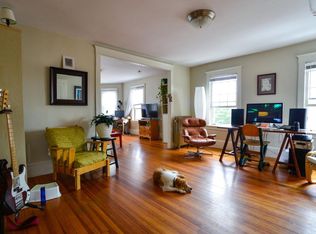 434 Broadway St #3B, Providence, RI 02909