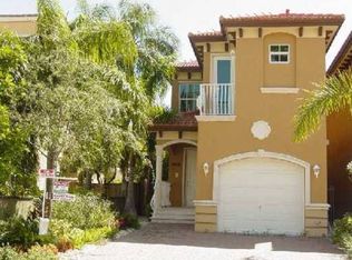 3880 NE 168th St #1, North Miami Beach, FL 33160