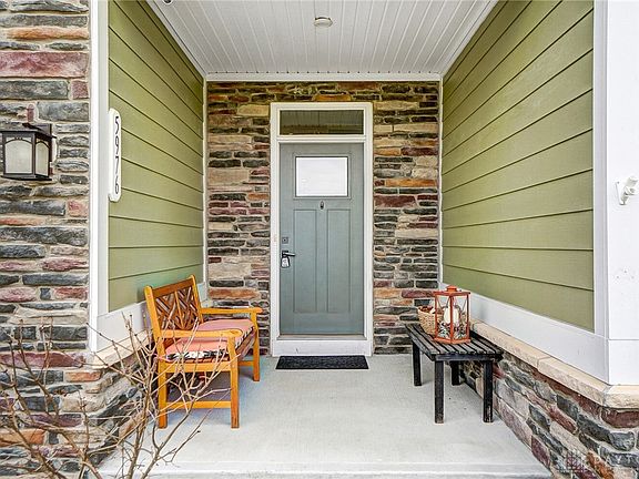 4th image of 5976 Caitlyn Rose Ln