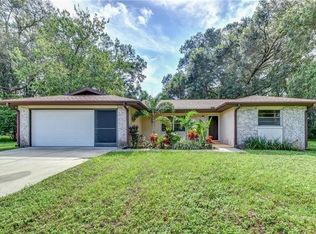 210 Sandyhook Ln, Deland, FL 32724