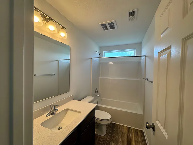 10203 Carya Ct — Photo 3