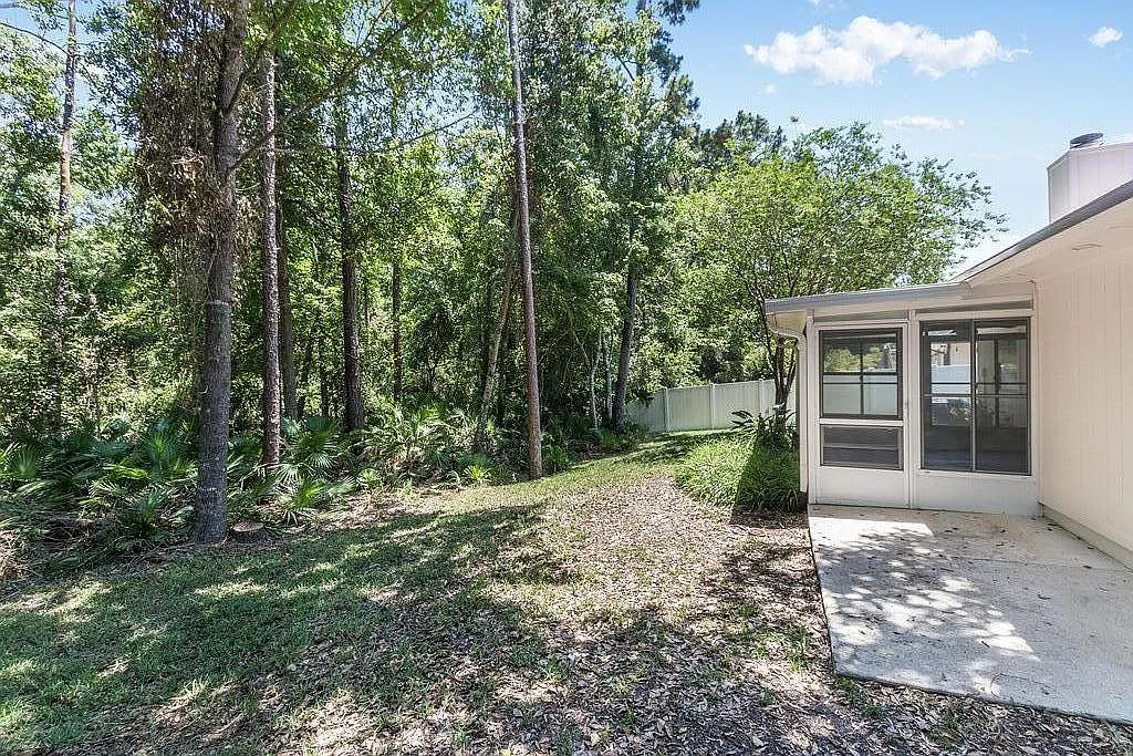 4429 Apple Leaf Dr E — Photo 4