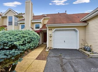 166 Primrose Ln, Freehold, NJ 07728
