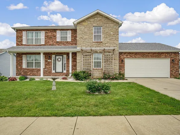 1206 Castle Green Dr, Waterloo, IL 62298