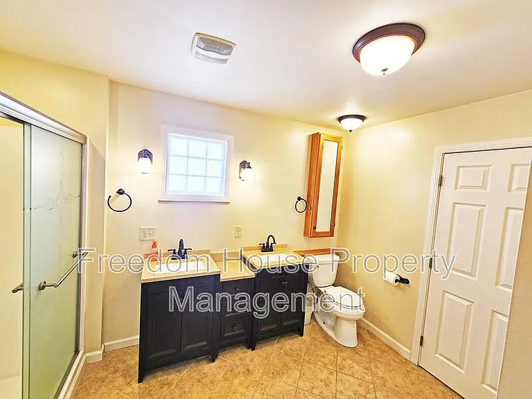5821 S Keomah St — Photo 9