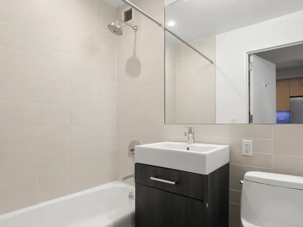 101 West 15th Street image 5 of 5