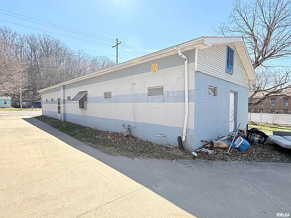 4th image of 1333 Meadow Ave #1337