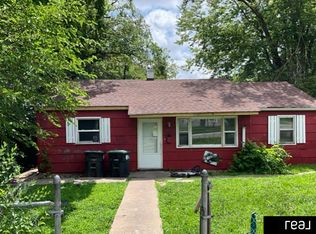 3801 Burdette St, Omaha, NE 68111