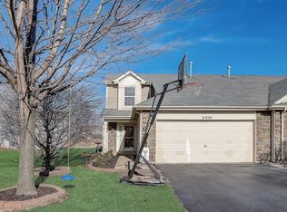 21450 Loch Ln, Crest Hill, IL 60403
