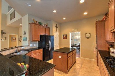 HUGE KITCHEN