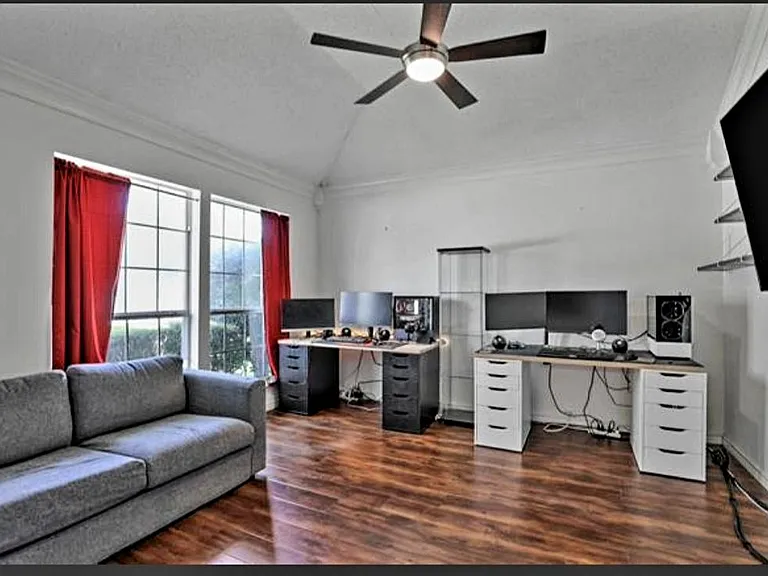 Melissa Diane St — Photo 30