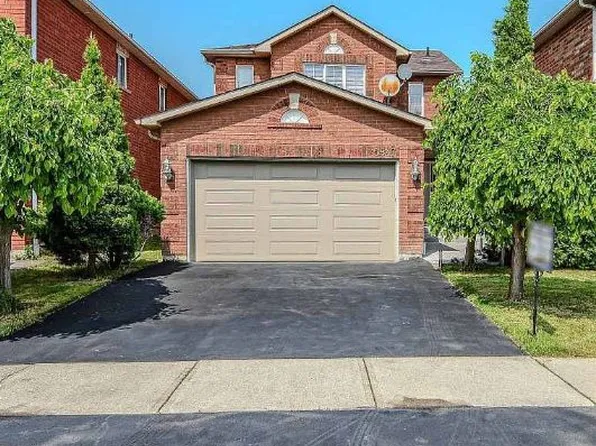 5847 Sidmouth St, Mississauga, ON L5V 2K1