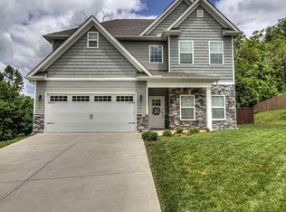 3206 Oakwood Hills Ln, Knoxville, TN 37931