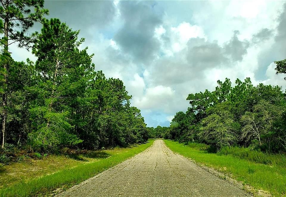 2nd image of 1911 W Skyline Dr
