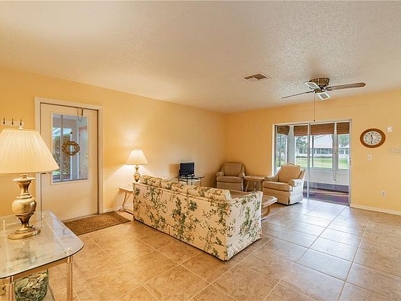 4th image of 136 Glendower Cir #260
