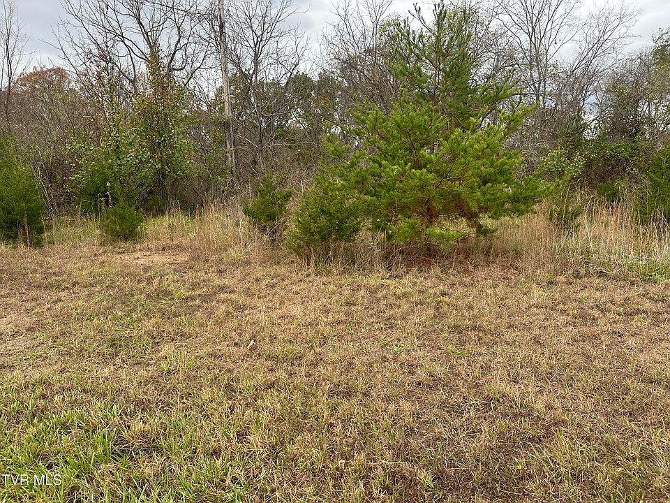 2nd image of 386 Brookside Dr