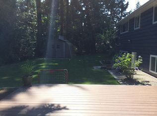 19528 38th Ave NE, Seattle, WA 98155