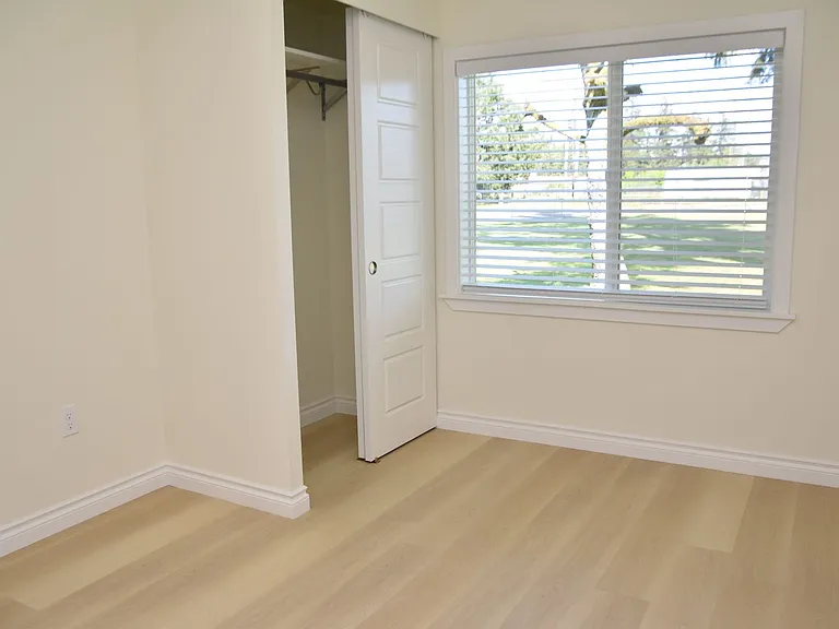 5724 Hillcrest Dr SW — Photo 15