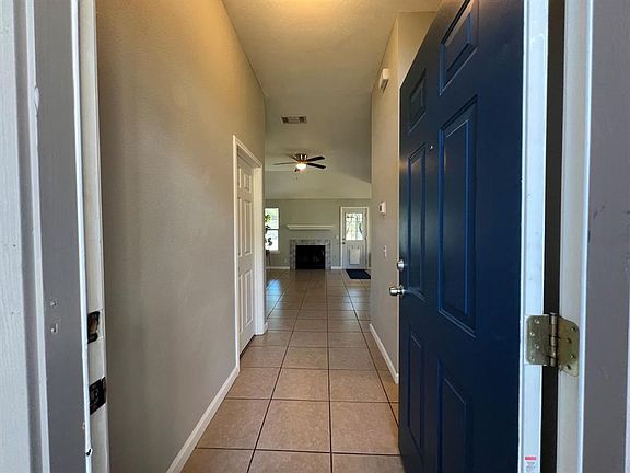5th image of 223 Dana Dr