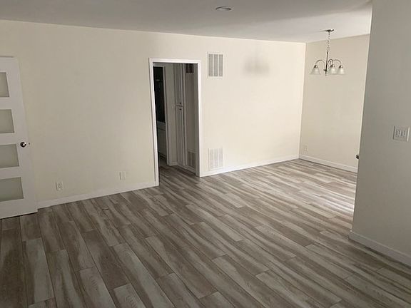 2nd image of 817 Westbourne Dr #2