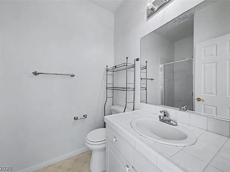 2367 Thayer Ave #0 — Photo 19