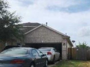 1510 Blossom Ln, Baytown, TX 77521