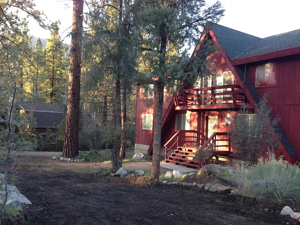 2420 Freeman Dr