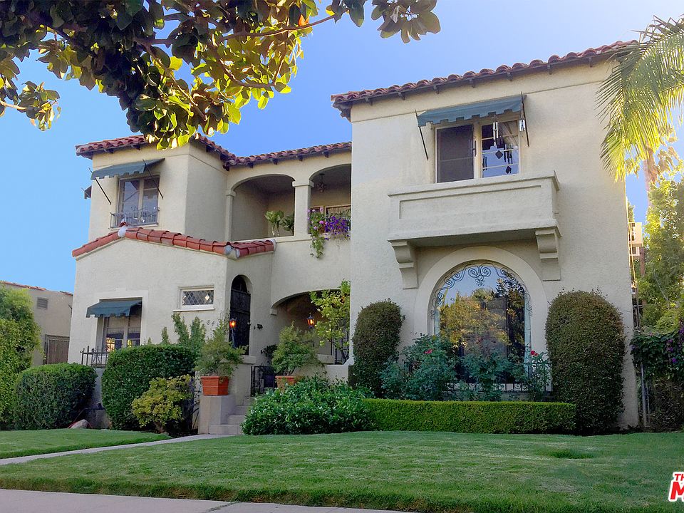 1st image of 845 N La Jolla Ave