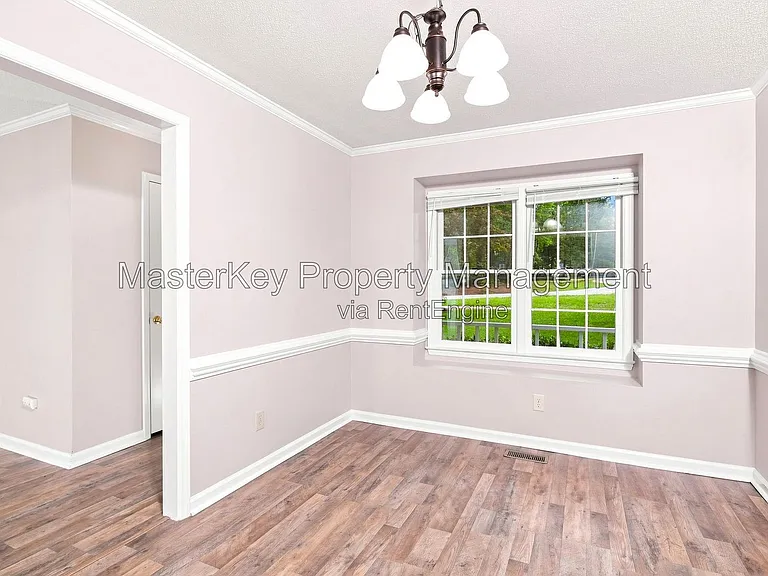 5017 Walton Hill Rd — Photo 11