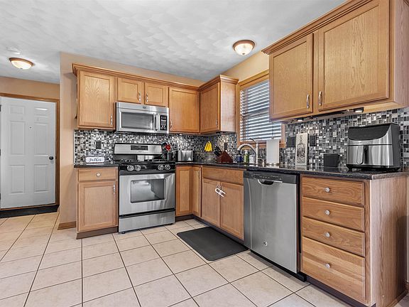 4th image of 8660 Tim Ln