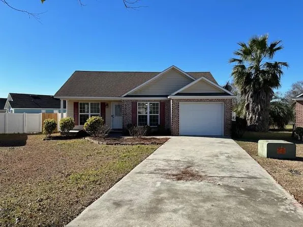 3932 Lillian Guest Cir, Valdosta, GA 31605