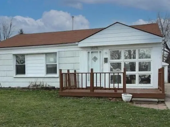 25173 Rosenbusch Blvd, Warren, MI 48089