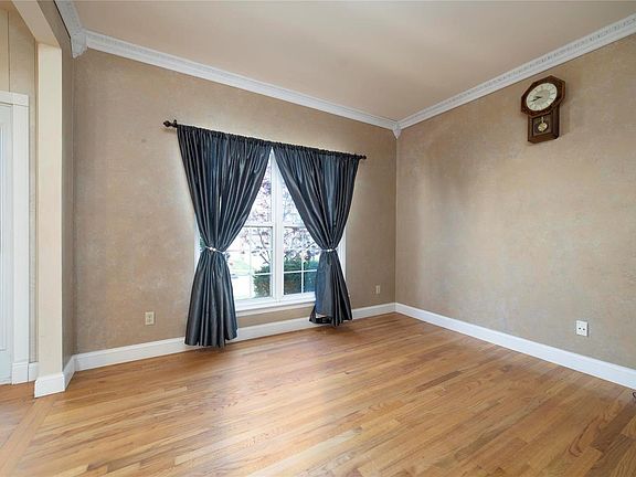 5th image of 6140 Arbor Green Dr