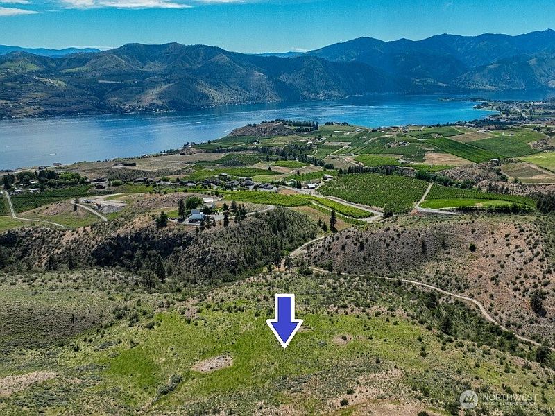 3rd image of 215 Chelan Ranch Road