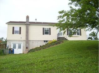 141 W Main St, Blain, PA 17006