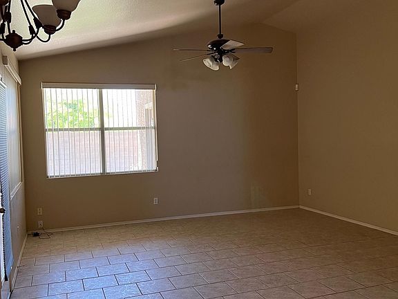 4th image of 1071 W Jeanine Dr