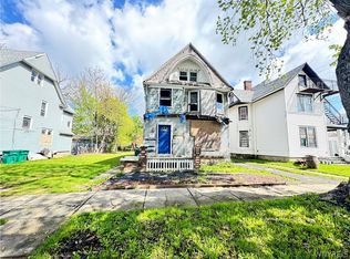 1018 Cleveland Ave, Niagara Falls, NY 14305