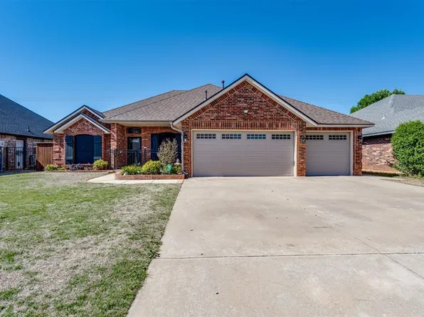 821 W Cabillo Way, Mustang, OK 73064